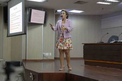 Gênero, homoafetividade e multiparentalidade são temas de palestras no Encontro Estadual de Psicólogos e Assistentes Sociais do PJRO